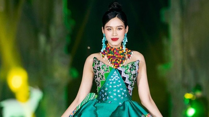 Hoa hậu Đỗ Thị Hà, Lê Hoàng Phương... đọ sắc tại sự kiện thời trang