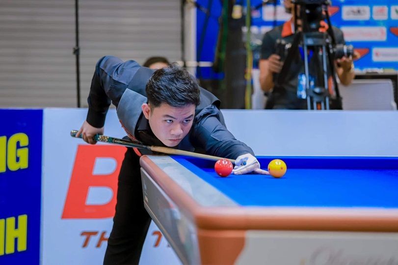 Con đường học vấn và hành trình đến ngôi vô địch billiard thế giới của Bao Phương Vinh