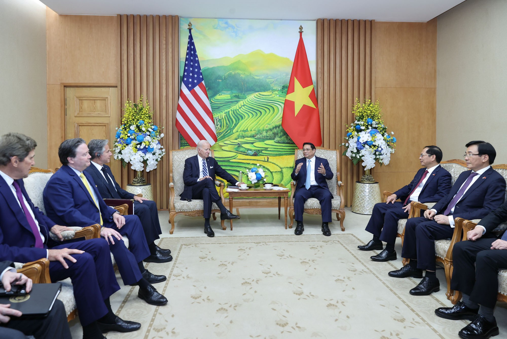Hai ngày ở Việt Nam của Tổng thống Hoa Kỳ Joe Biden Hai ngày thăm cấp Nhà nước Việt Nam của Tổng thống Hoa Kỳ Joe Biden qua ảnh