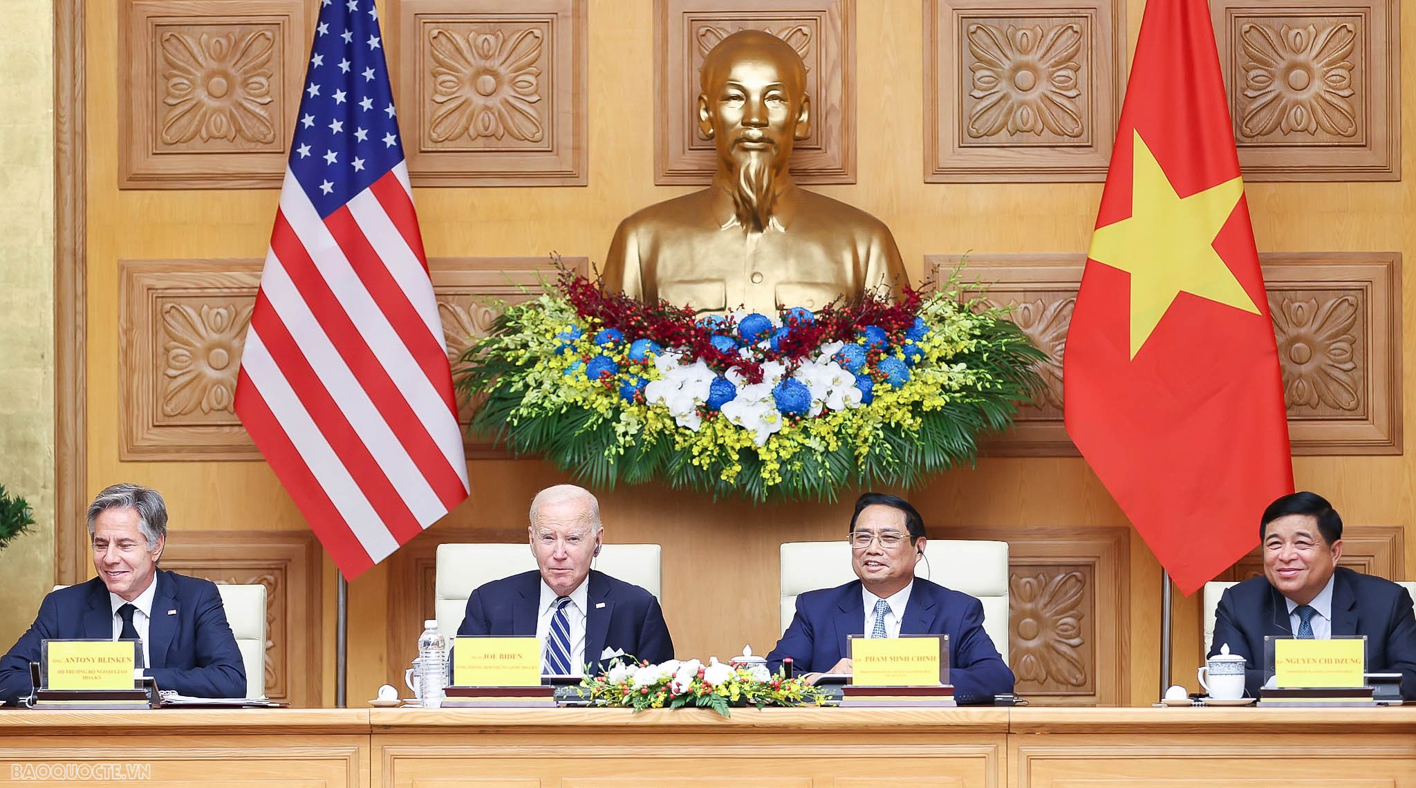Sau đó, Thủ tướng Chính phủ Phạm Minh Chính và Tổng thống Joe Biden cùng dự Hội nghị cấp cao Việt Nam-Hoa Kỳ về Đầu tư và Đổi mới sáng tạo.
