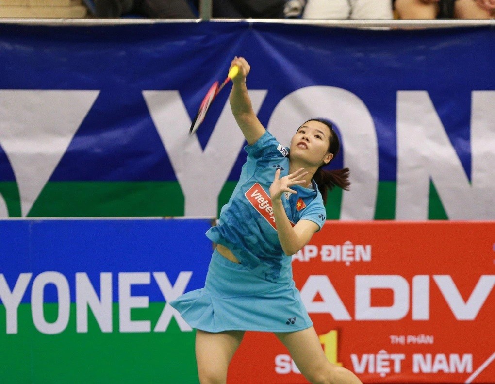 Tay vợt Nguyễn Thùy Linh thi đấu tại giải cầu lông Việt Nam mở rộng 2023. (Ảnh: Th.V)