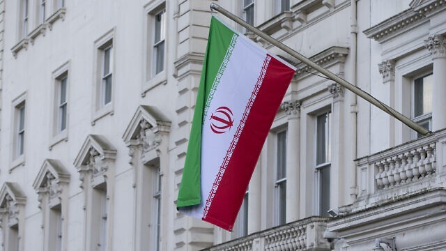 Iran chỉ trích Phương Tây, nói các biện pháp trừng phạt là 'bất hợp pháp'