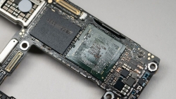 Huawei sử dụng công nghệ bộ nhớ cũ trên smartphone Mate 60 Pro