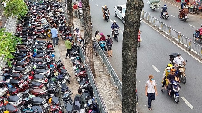 TP. Hồ Chí Minh dự kiến thu phí sử dụng lòng đường, hè phố từ đầu năm 2024