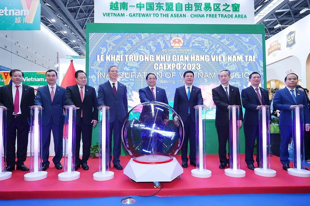 CAEXPO: Thủ tướng Phạm Minh Chính mong muốn Việt Nam trở thành điểm trung chuyển hàng hóa giữa ASEAN-Trung Quốc