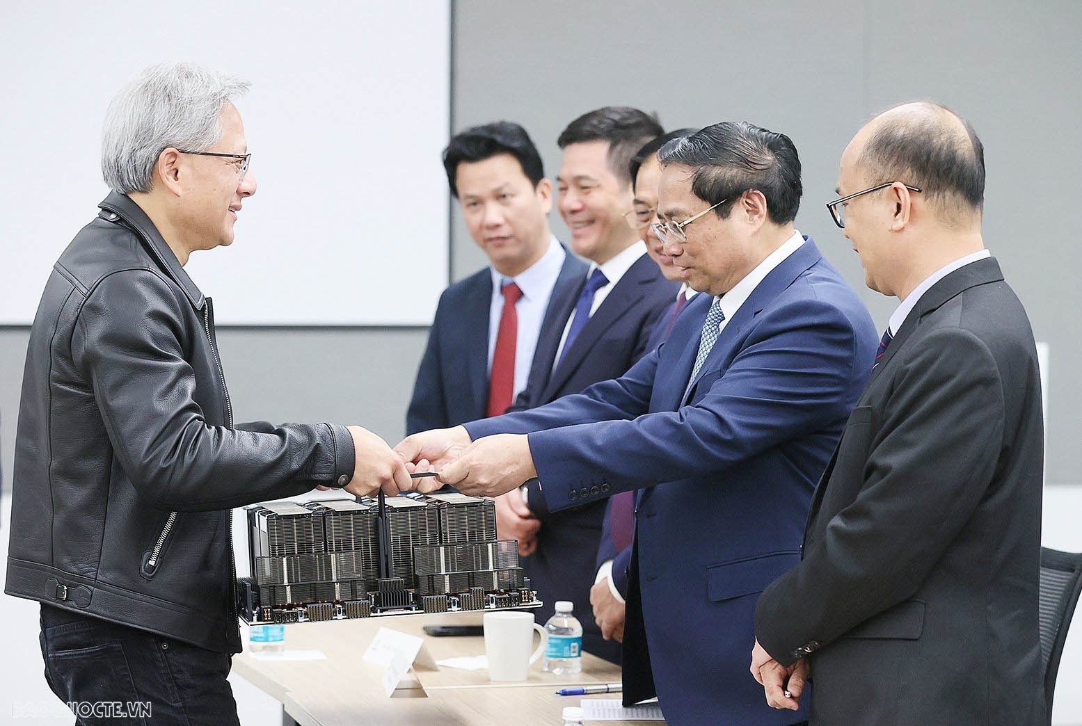 Thủ tướng Phạm Minh Chính đề nghị tập đoàn công nghệ  Nvidia, Synopsys và Meta tăng cường đầu tư vào Việt Nam