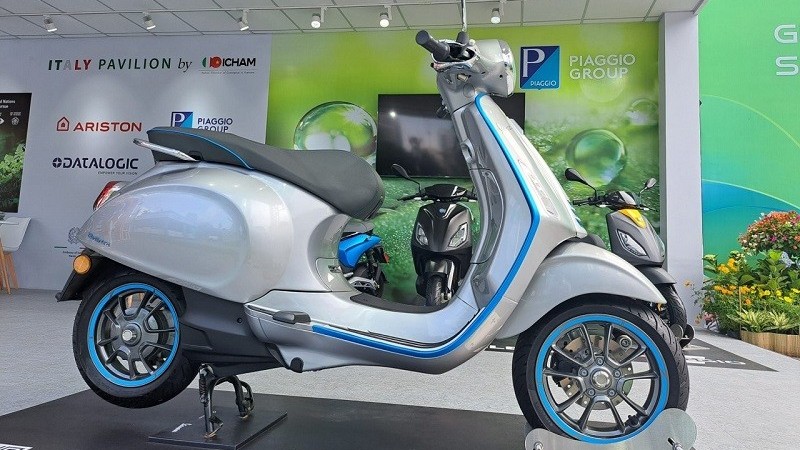 Cận cảnh xe điện Vespa Elettrica 2023 sắp bán tại Việt Nam, giá 280 triệu đồng