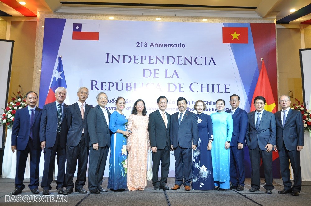 (09.21) Lễ kỷ niệm có sự tham dự của nhiều quan chức, bạn bè Việt Nam và Chile. (Ảnh: Minh Quân)