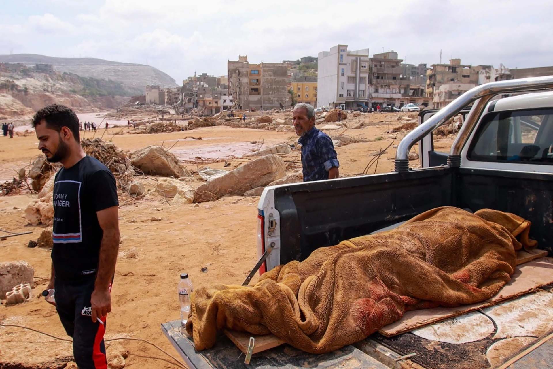 Khung cảnh hoang tàn tại Derna sau cơn lũ. (Nguồn: AFP/Getty Images)