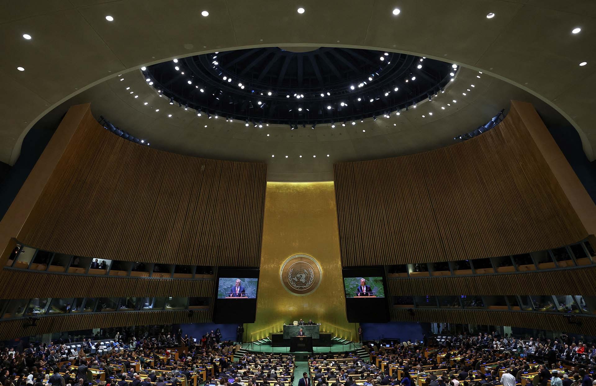 Tổng thư ký Liên hợp quốc Antonio Guterres phát biểu tại Phiên thảo luận cấp cao Khóa 78 Đại hội đồng  Liên hợp quốc, ngày 19/9. (Nguồn: Reuters)