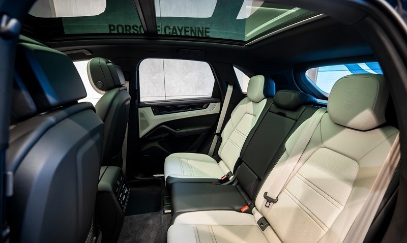 Cận cảnh Porsche Cayenne 2024 vừa ra mắt tại Việt Nam, giá từ 5,5 tỷ đồng