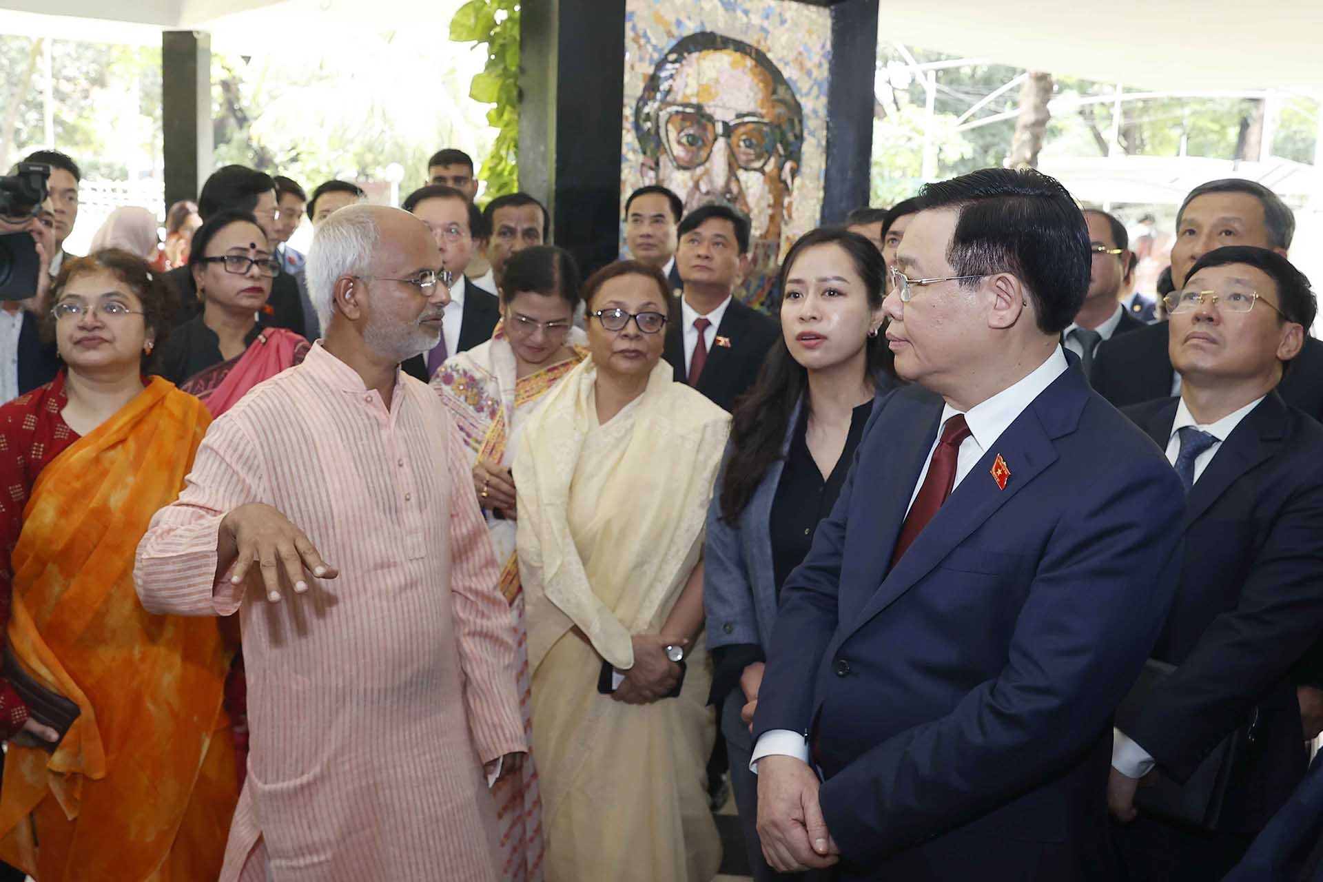 Đưa quan hệ hợp tác Việt Nam-Bangladesh lên tầm cao mới