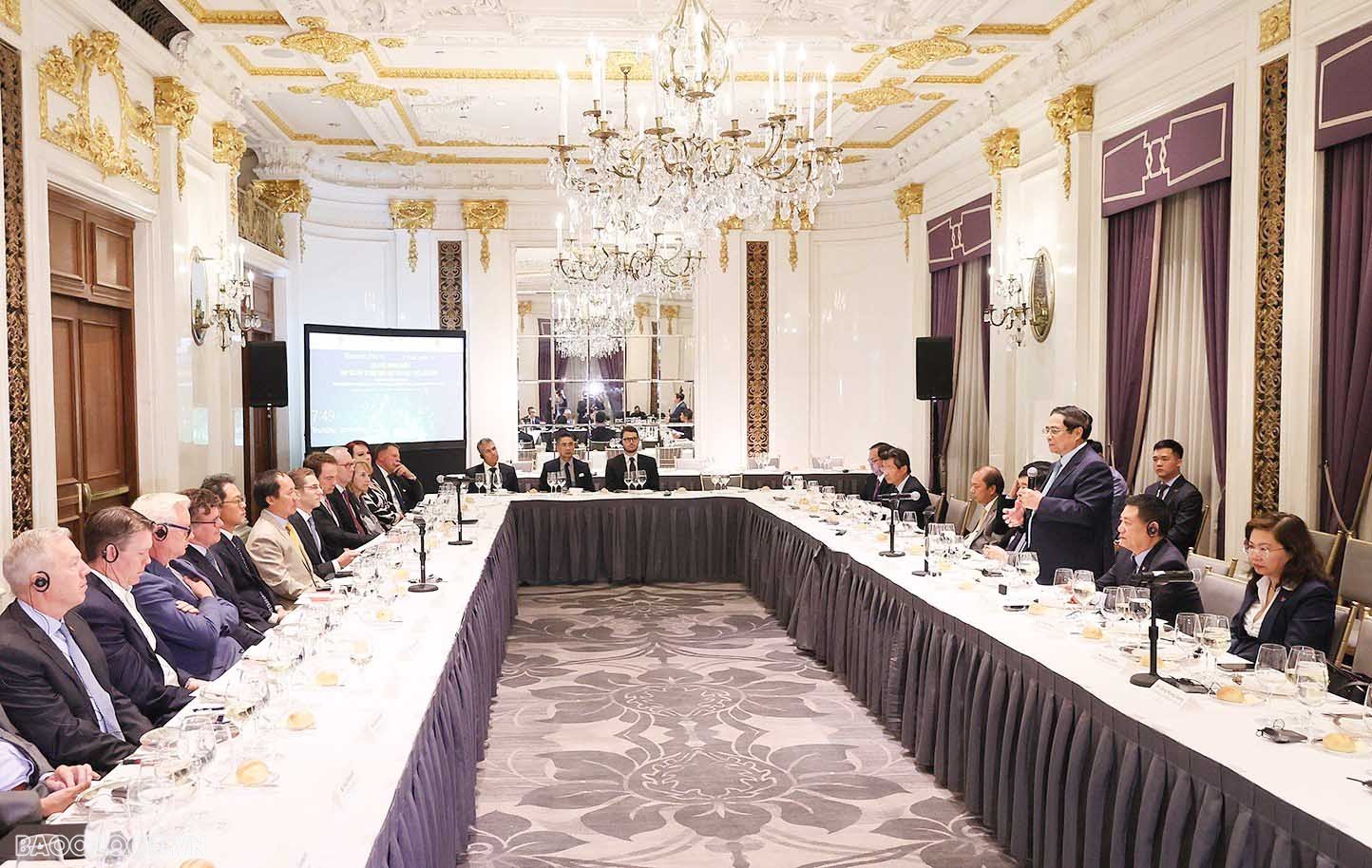 PM Pham Minh Chinh receives leaders of US enterprises in New York