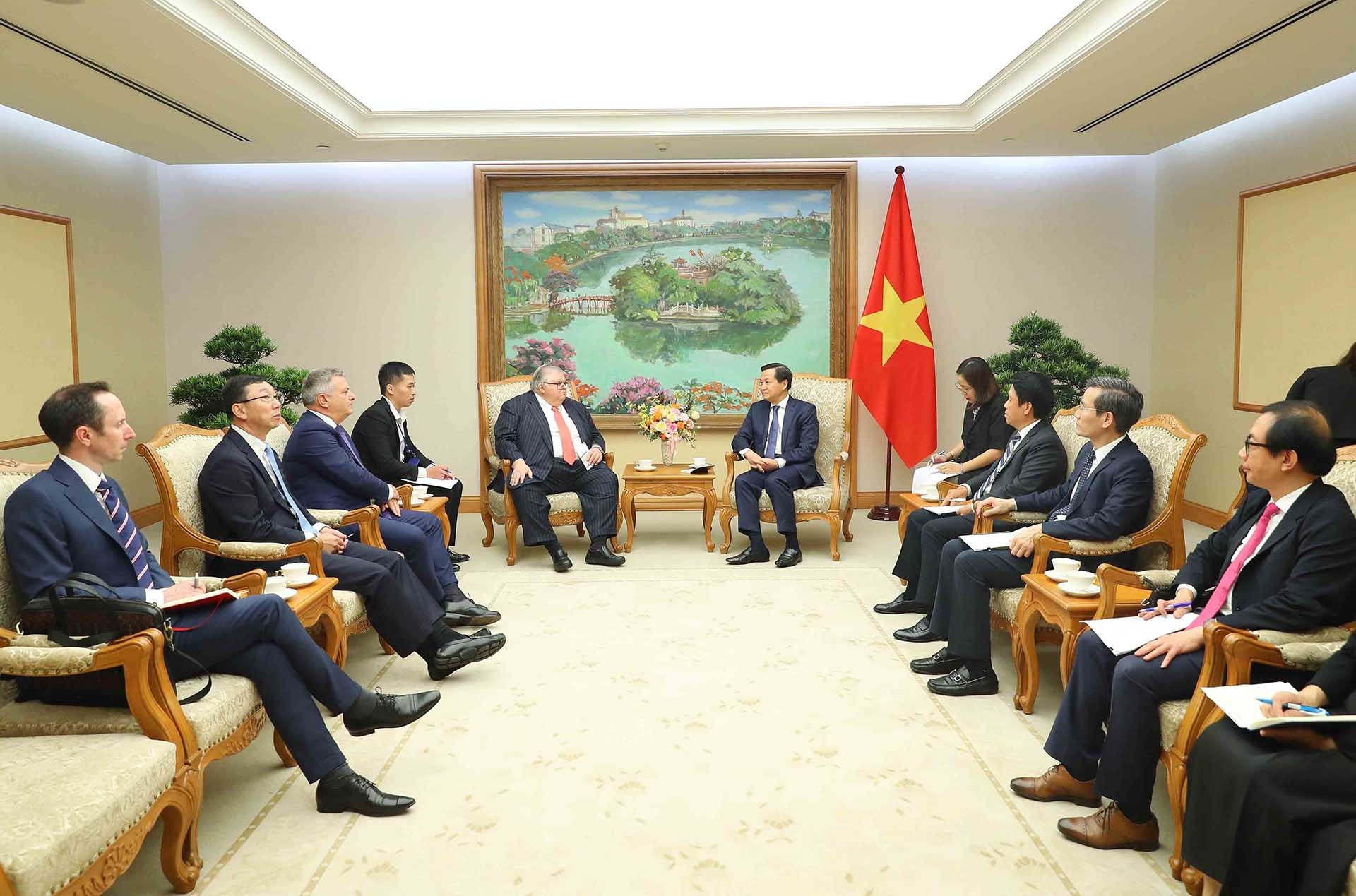 Phó Thủ tướng Lê Minh Khái tiếp Tổng giám đốc Ngân hàng Thanh toán quốc tế (BIS) Agustin Carstens. (Nguồn: TTXVN)
