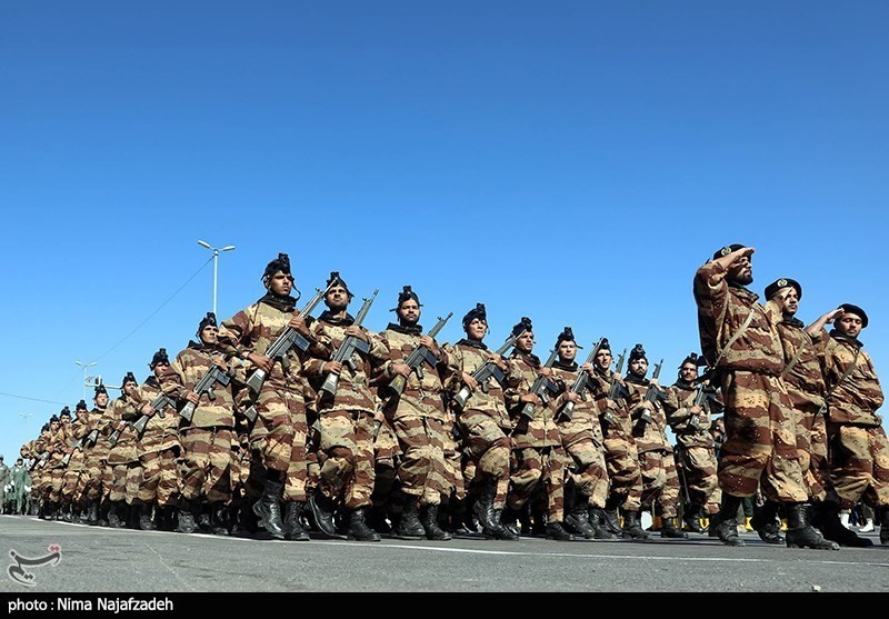 lễ diễu binh của các lực lượng vũ trang Iran tại thủ đô Tehran, ngày 22/9/. (Nguồn: Tasnim)