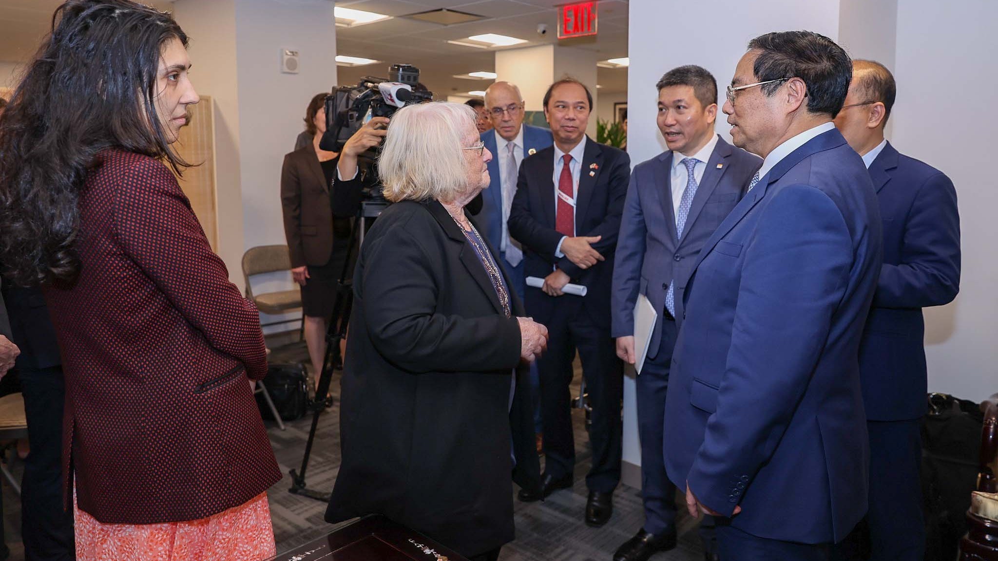 Cuộc gặp giữa người đứng đầu Chính phủ với những người bạn Hoa Kỳ luôn gắn bó với Việt Nam