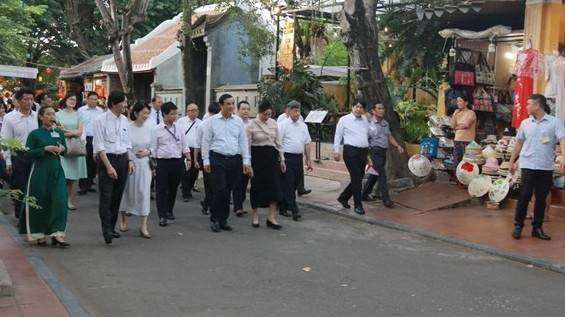 Japanese Crown Prince, Crown Princess visit world heritage sites in Quang Nam