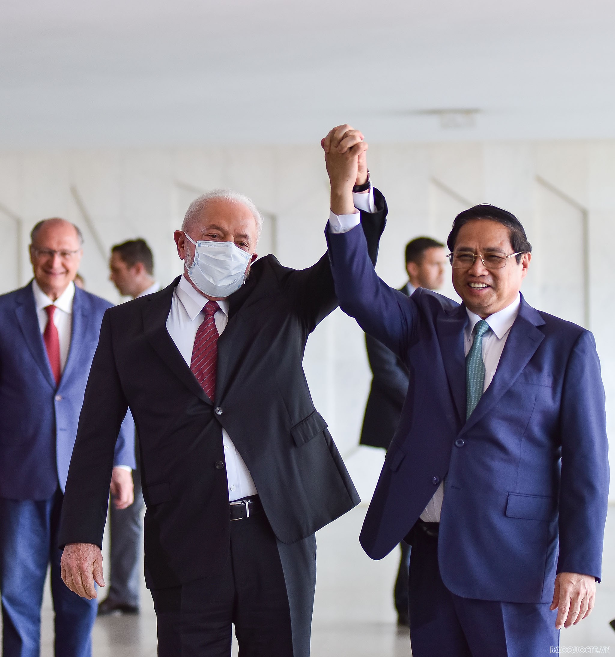 Chuyến thăm đến vùng đất nằm ở khu vực bên kia nửa bán cầu của Thủ tướng diễn ra vào thời điểm hai nước hướng tới kỷ niệm 35 năm ngày Việt Nam và Brazil thiết lập quan hệ ngoại giao vào năm 2024.