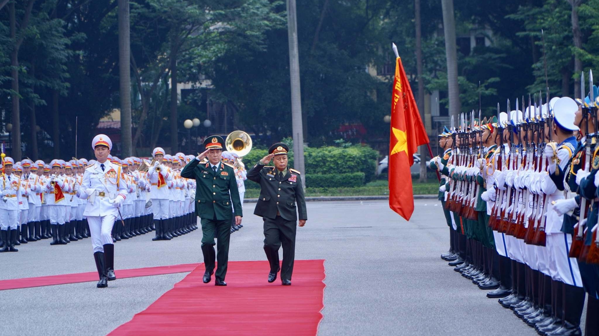 Thắt chặt hơn nữa quan hệ đặc biệt giữa quân đội hai nước Việt Nam-Lào
