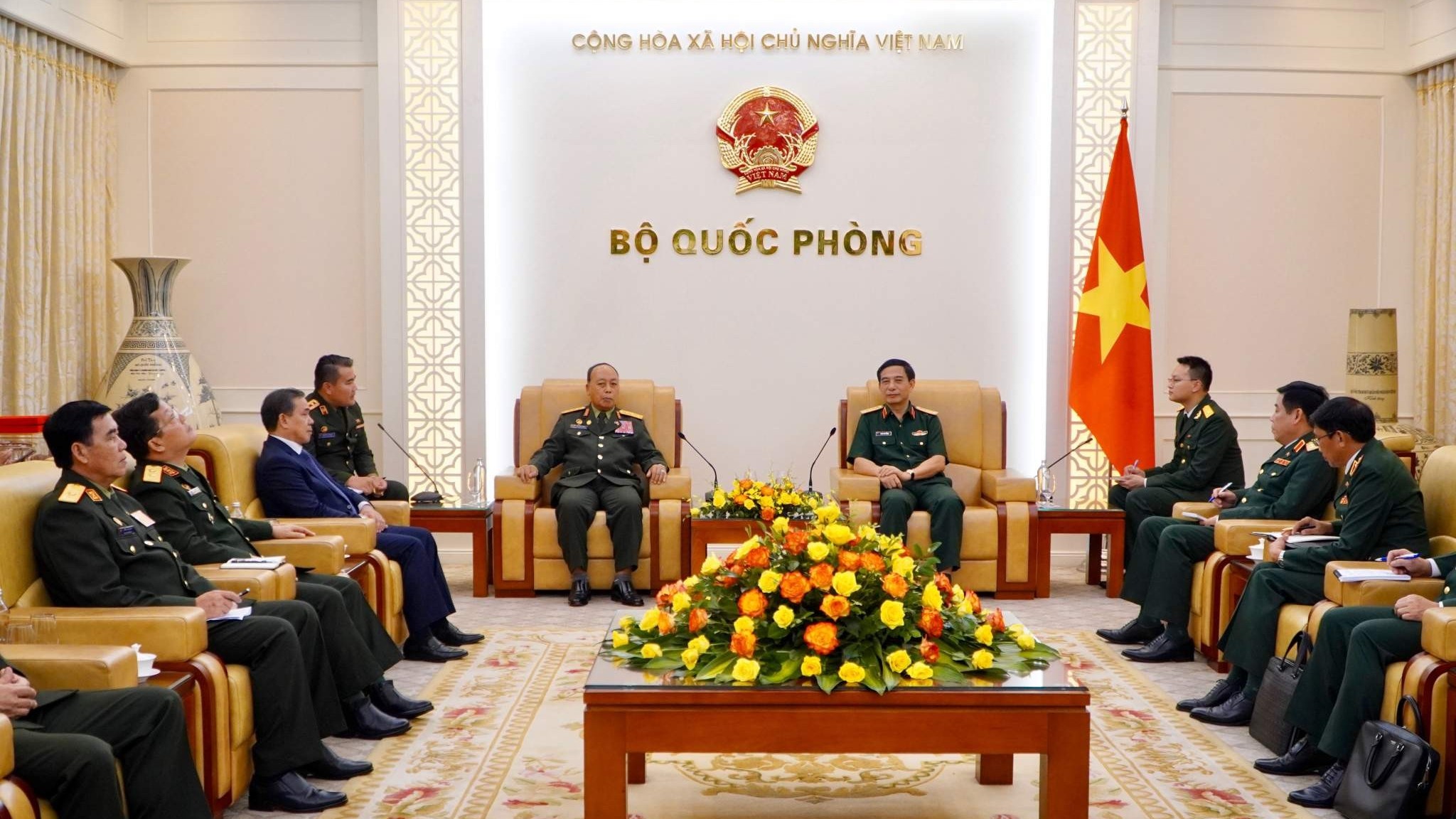 Tích cực thúc đẩy hợp tác quân đội Việt Nam-Lào