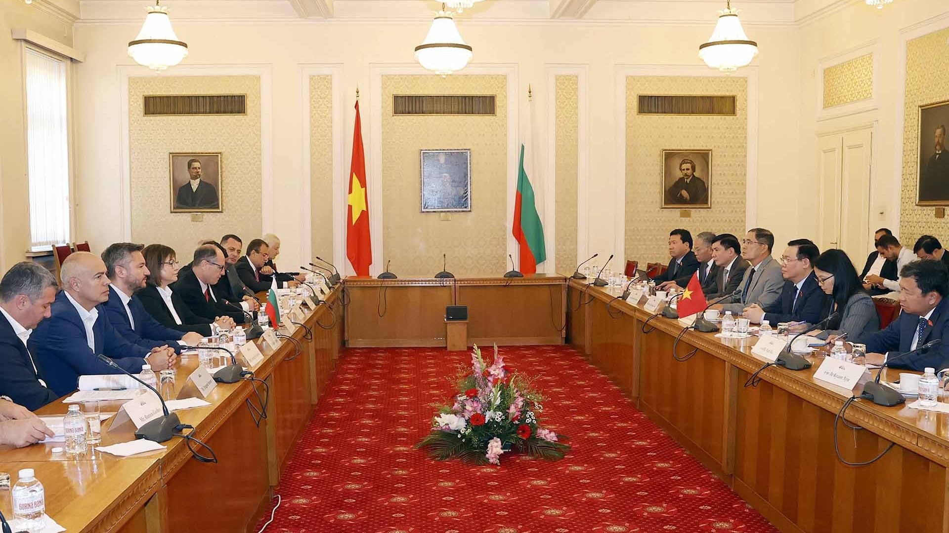 Tăng cường quan hệ hữu nghị truyền thống và hợp tác nhiều mặt Việt Nam-Bulgaria