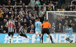 Cup Liên đoàn Anh: HLV Pep Guardiola tung đội hình hai, Man City bất ngờ bị loại ở vòng ba