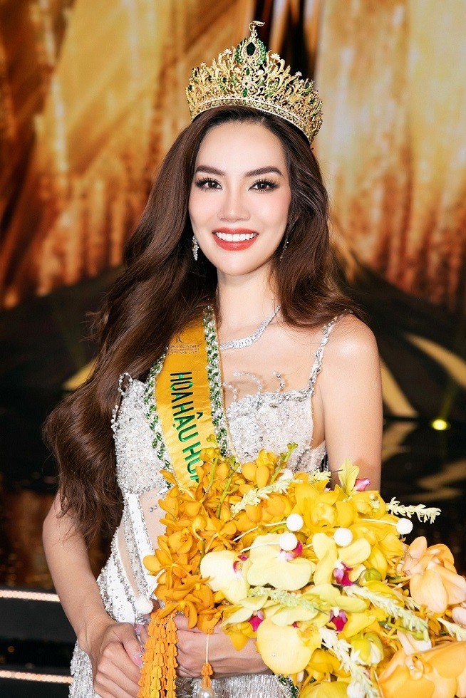 Miss Grand International 2023: Hé lộ hình ảnh trang phục dạ hội và trang phục dân tộc của Hoa hậu Lê Hoàng Phương