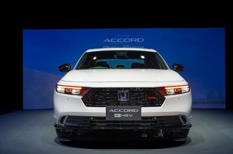Cận cảnh Honda Accord 2024 vừa ra mắt tại Thái Lan, giá trên 1 tỷ đồng