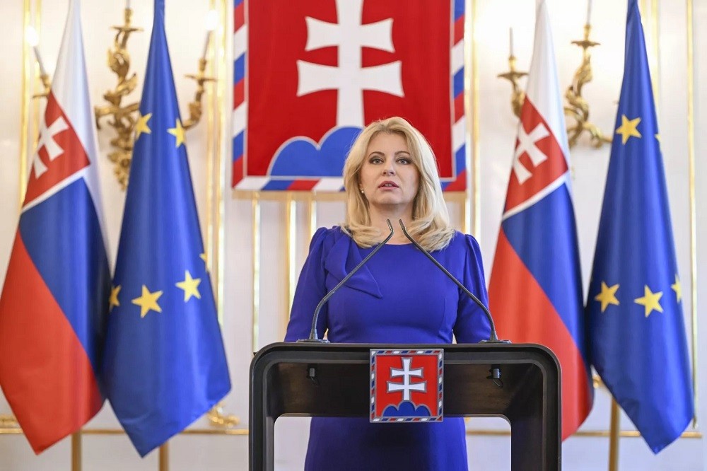(10.03) Tổng thống Zuzana Caputova đã chỉ định ông Robert Fico và đảng Smer-SD thành lập chính phủ mới tại Slovakia. (Nguồn: TASR)