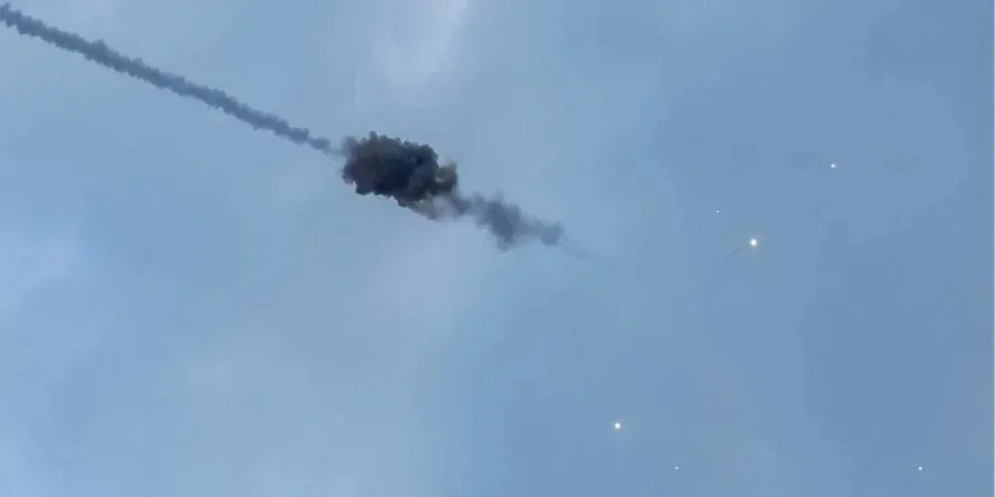Ukraine bắn hạ 29 máy bay không người lái của Nga, Nga cáo buộc Ukraine sử dụng bom chùm tấn công khu vực biên giới, Ba Lan cảnh báo Tổng thống Ukrain