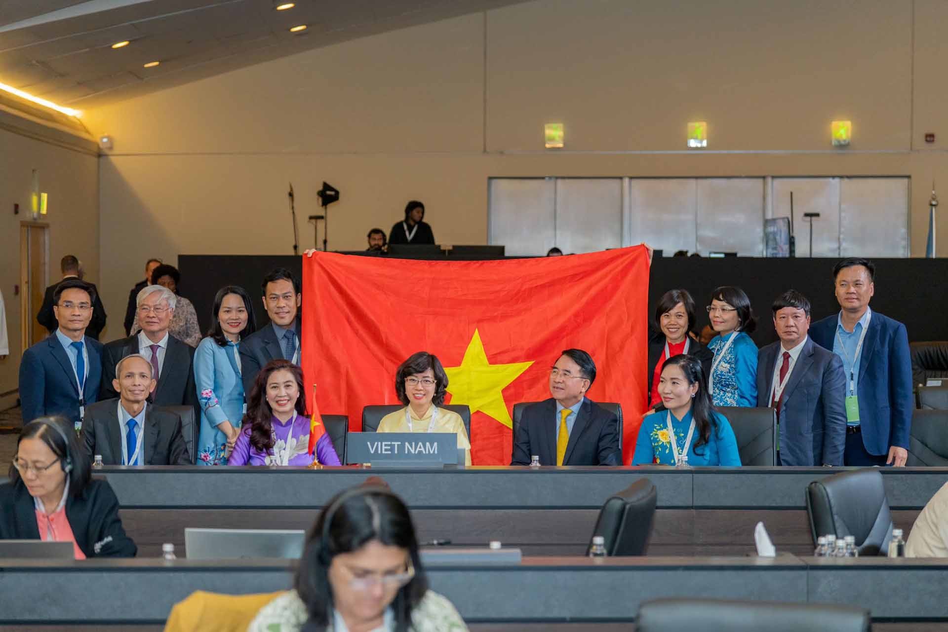 Đoàn Việt Nam tham dự Kỳ họp của Ủy ban Di sản thế giới UNESCO tại Saudi Arabia ngày 16/9. (Ảnh: NVCC)