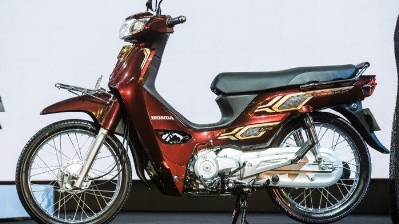 Cận cảnh Honda Dream 2024 vừa ra mắt tại Campuchia