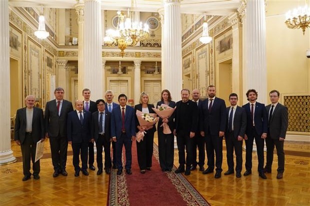 St. Petersburg awarded individuals for contributions to Russia-Vietnam friendship