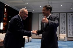 Thăm Trung Quốc, nghị sĩ Mỹ nói Washington mong muốn cách tiếp cận ‘có đi có lại’ cho doanh nghiệp