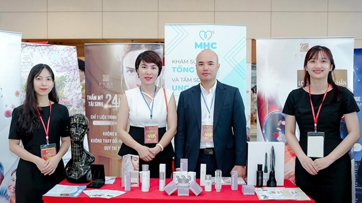Ever Group はベトナムの顧客にハイエンドの医療および化粧品観光サービスを提供