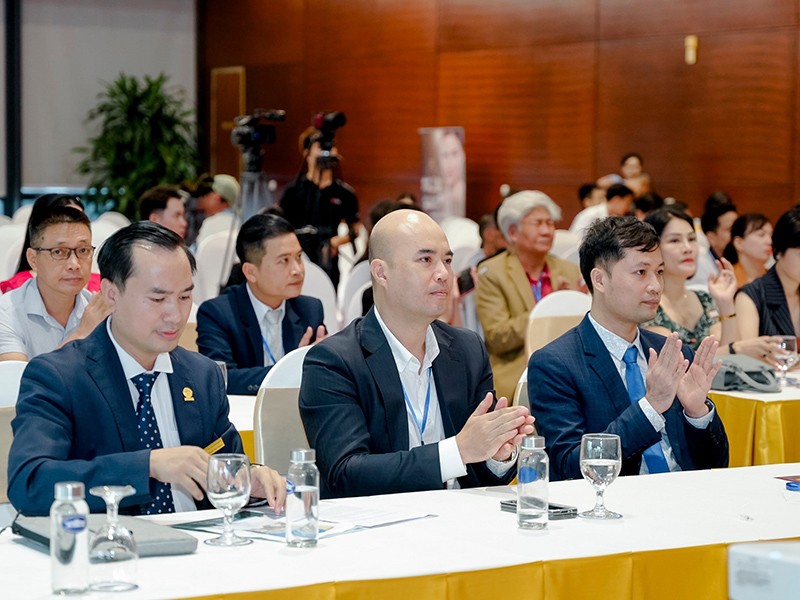 Lãnh đạo và đối tác của EVER Việt Nam tham dự Đại hội.