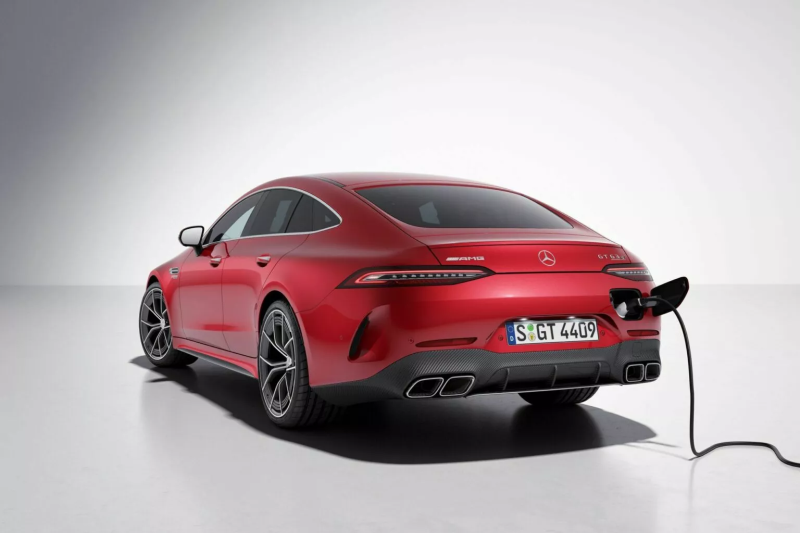 Cận cảnh Mercedes-AMG GT63s E-Performance 2024 vừa ra mắt tại Đức, giá 5,35 tỷ đồng