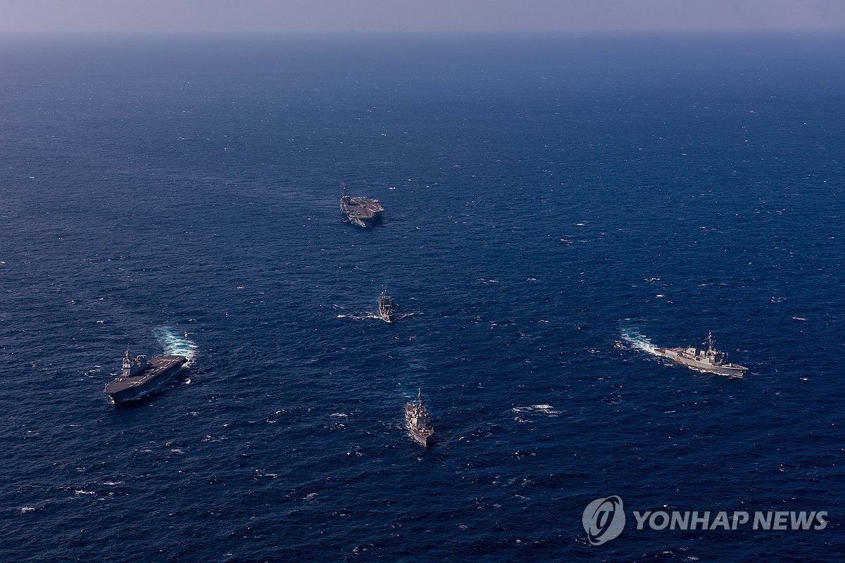 Cuộc diễn tập được tiến hành trong 2 ngày 9-10/10 tại vùng biển quốc tế ở phía Đông Nam đảo Jeju của Hàn Quốc, cùng với các hoạt động diễn tập chống cướp biển. (Nguồn: Yonhap)