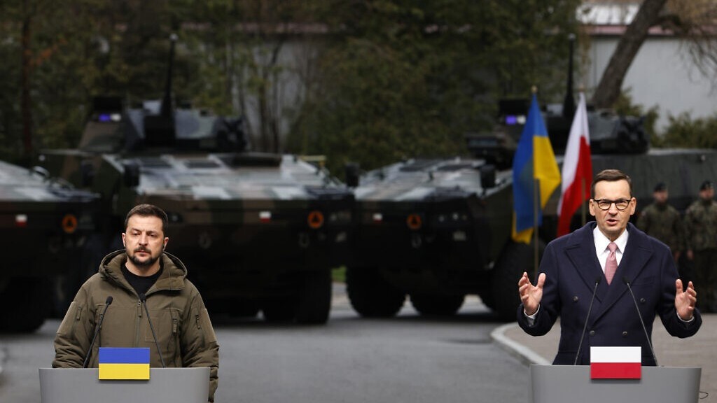 Lạnh lùng với Kiev, giai đoạn 'quan hệ lãng mạn' Ukraine-Ba Lan đã hết