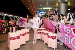 Gia đình và người hâm mộ tiễn Á hậu Phương Nhi lên đường dự thi Hoa hậu Quốc tế 2023