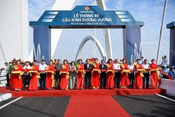 Bắc Ninh thông xe cầu vòm thép cao nhất Việt Nam