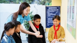 Hoa hậu Lương Thùy Linh và hoạt động cộng đồng ý nghĩa với trẻ em Đồng Văn, Hà Giang