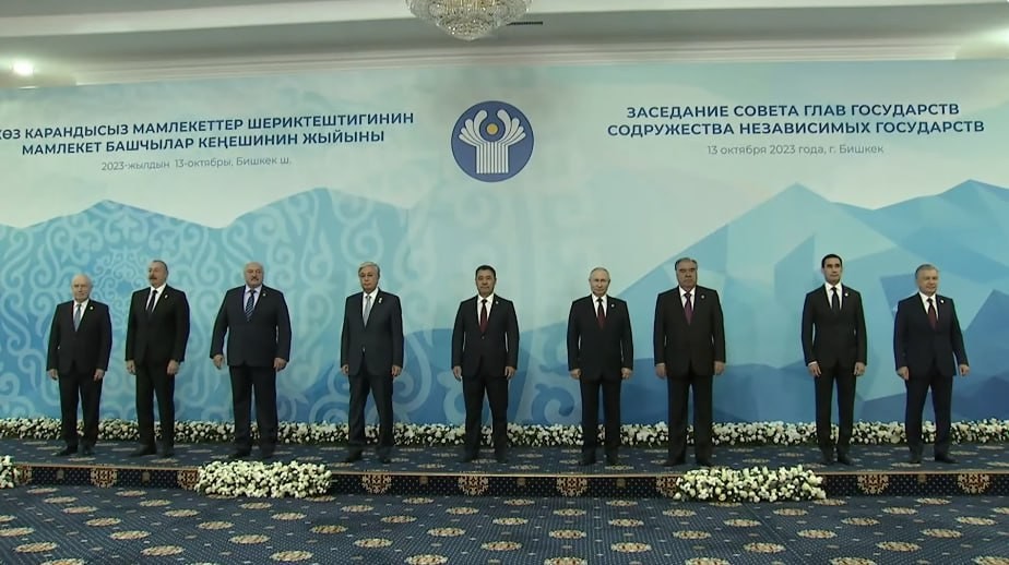 Các nhà lãnh đạo tham dự cuộc họp của Hội đồng Nguyên thủ quốc gia SNG tại thủ đô Bishkek của Kyrgyzstan, ngày 13/10.