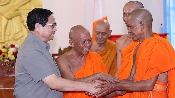 Thủ tướng chúc mừng Lễ Sene Dolta năm 2023 của đồng bào Khmer