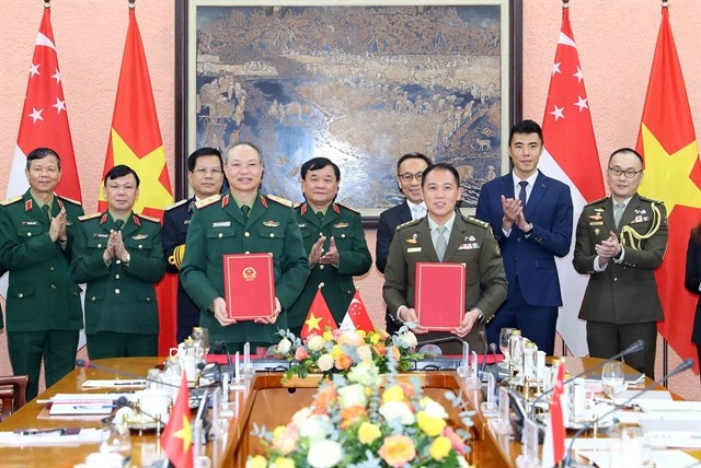 Vietnam, Singapore hold 14th defence policy dialogue in Hanoi
