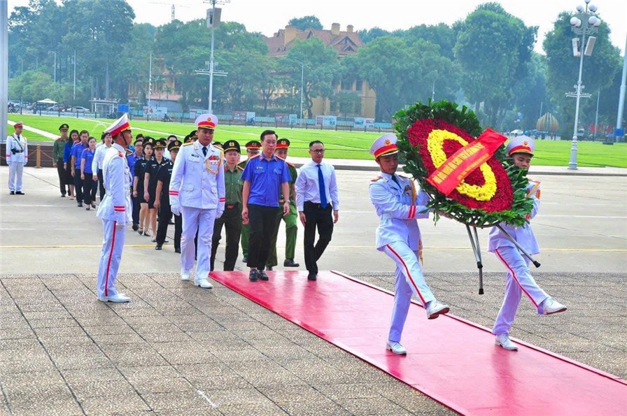 Phát huy tinh thần nhiệt huyết trong thanh niên ngoại giao