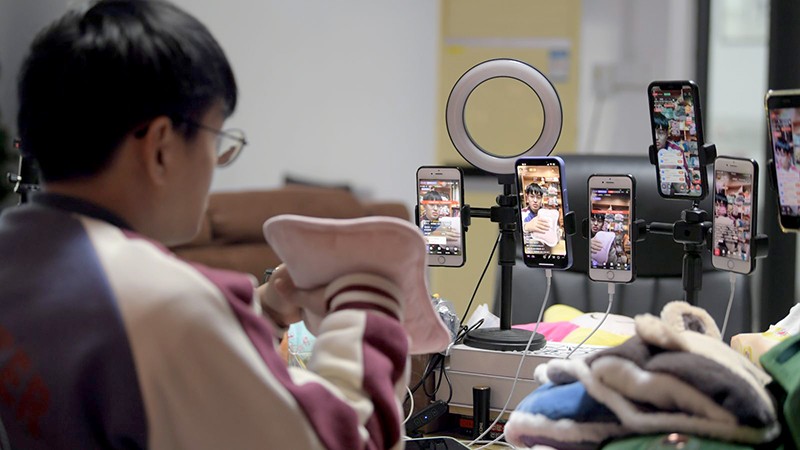 Bong bóng mua sắm trực tuyến của Trung Quốc đang nổ