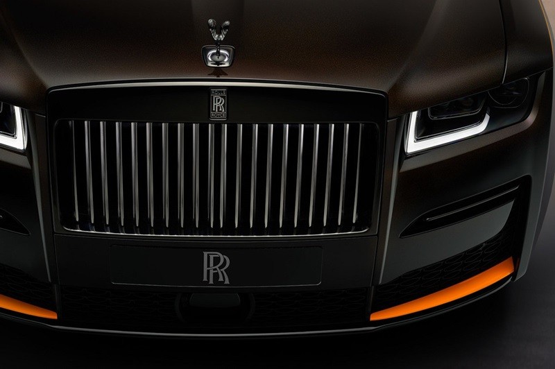 Cận cảnh xe siêu sang Rolls-Royce Black Badge Ghost Ekleipsis Private Collection vừa ra mắt