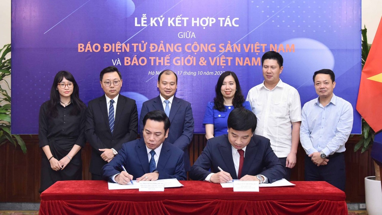 Báo Thế giới và Việt Nam và Báo điện tử Đảng Cộng sản Việt Nam ký bản ghi nhớ hợp tác