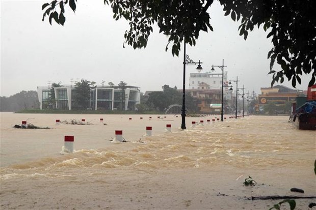 PM Pham Minh Chinh signed dispatch urging preparedness in response to tropical depression